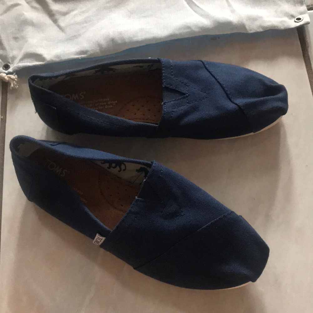 Toms classics navy blue canvas 7